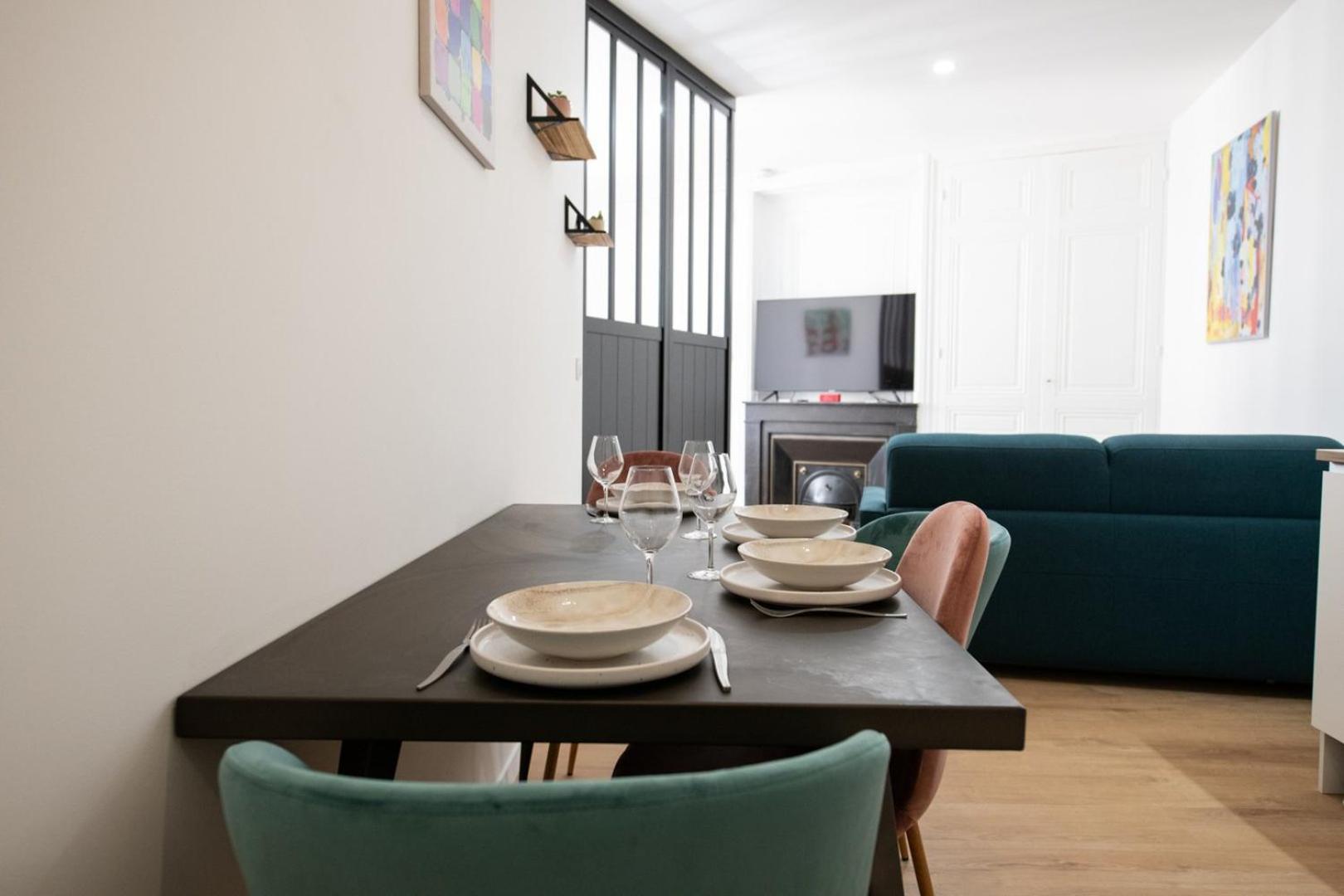 L'Arty - Tres Joli Studio Moderne Place Valmy Lyon Luaran gambar